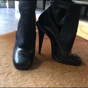 Fendi Tronchetto Boots